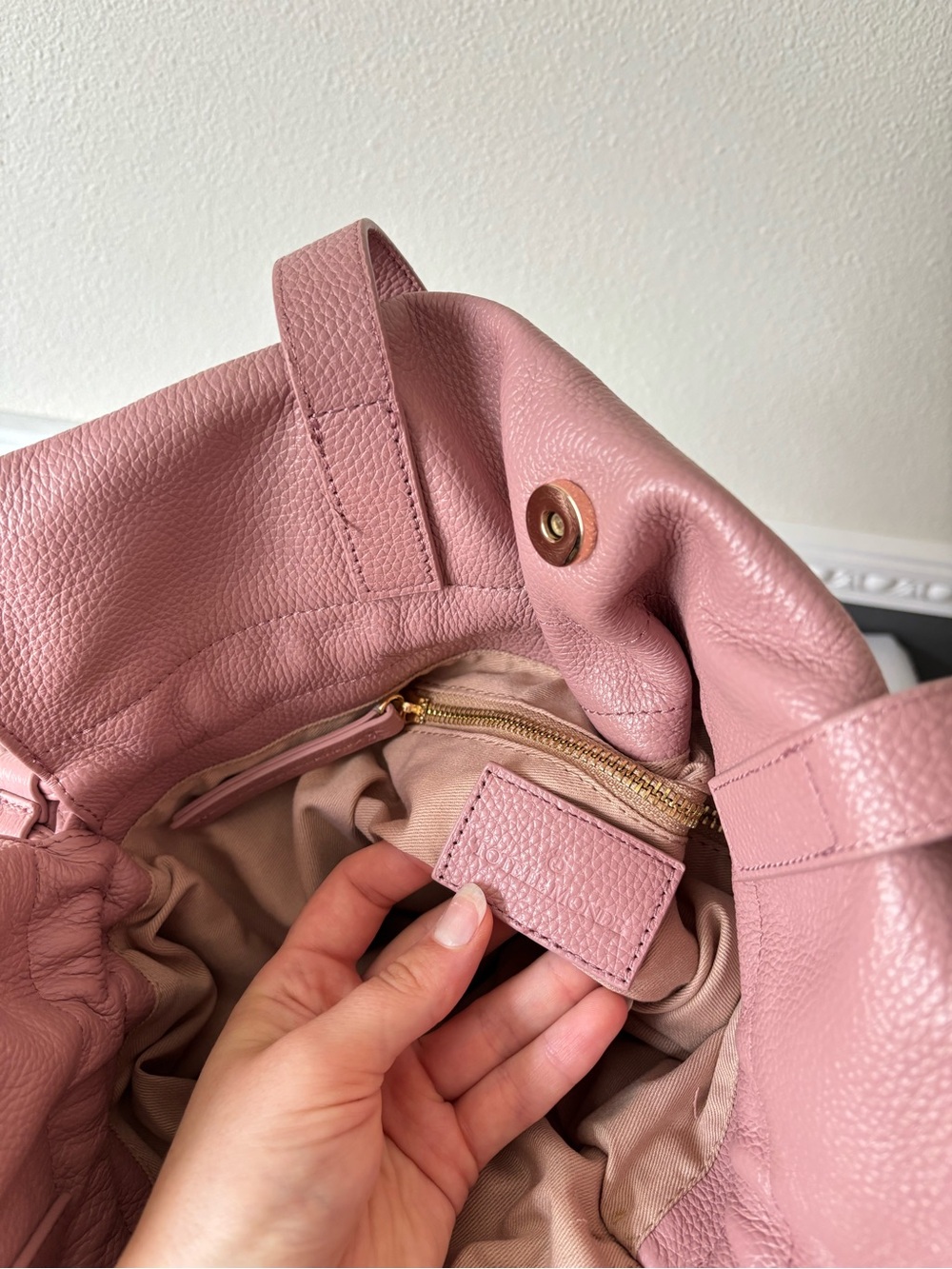 NEW Tote Le Monde Roma Cinch 100% Leather Everyday Pebbled Tote in Dusty Rose - Picture 6 of 6